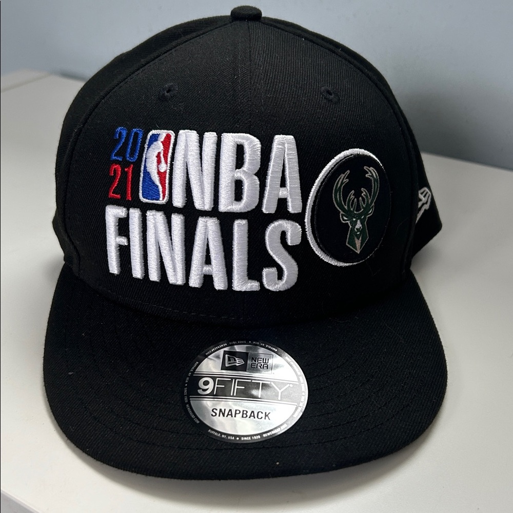 Milwaukee Bucks NBA New Era 2021 Finals Snapback Cap